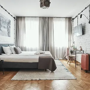 3* Hotell Arthotel Stalowa 52